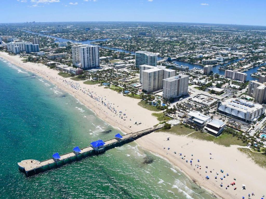 Beach Escape Pompano Beach Apartment Bagian luar foto