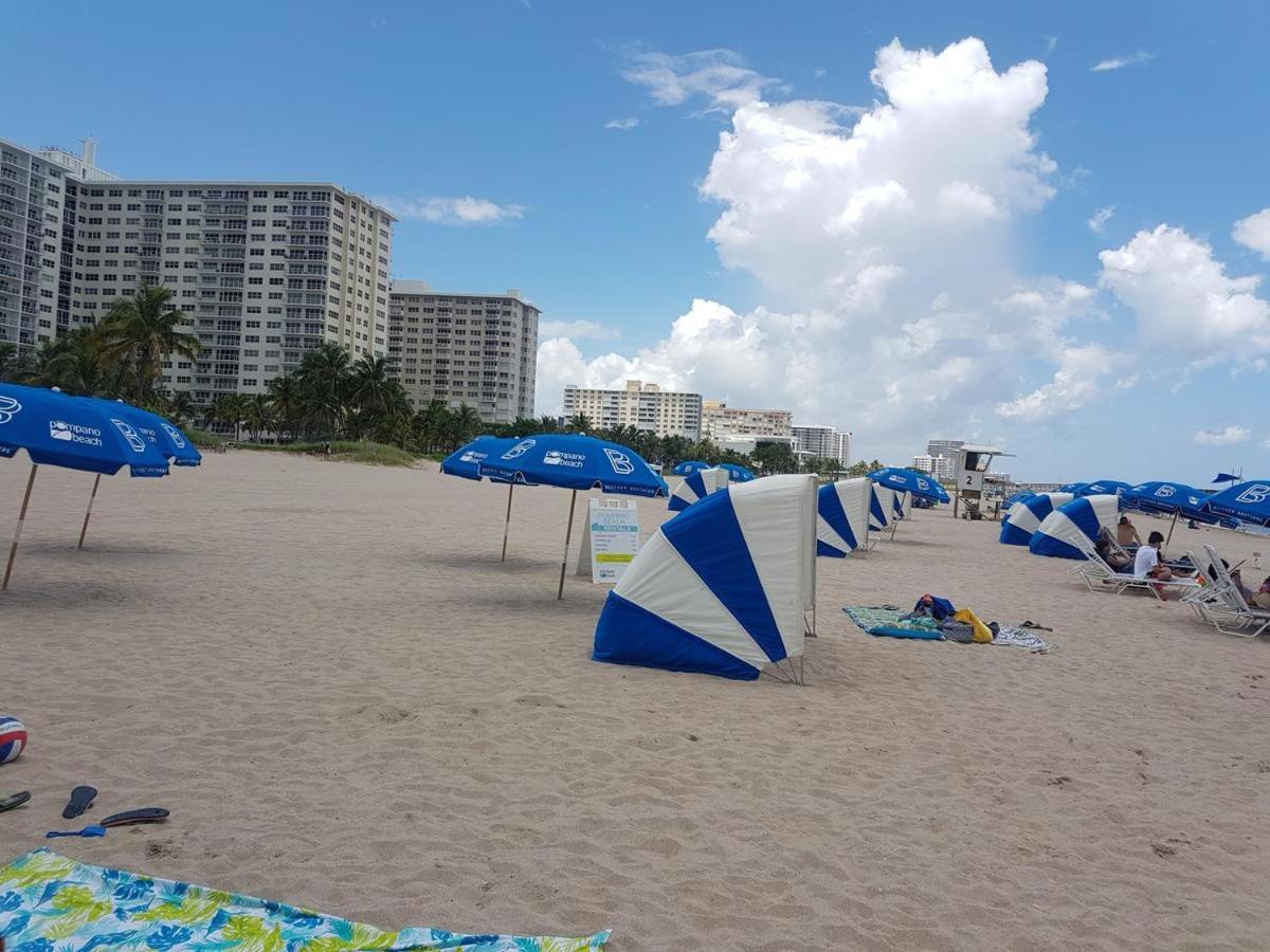 Beach Escape Pompano Beach Apartment Bagian luar foto