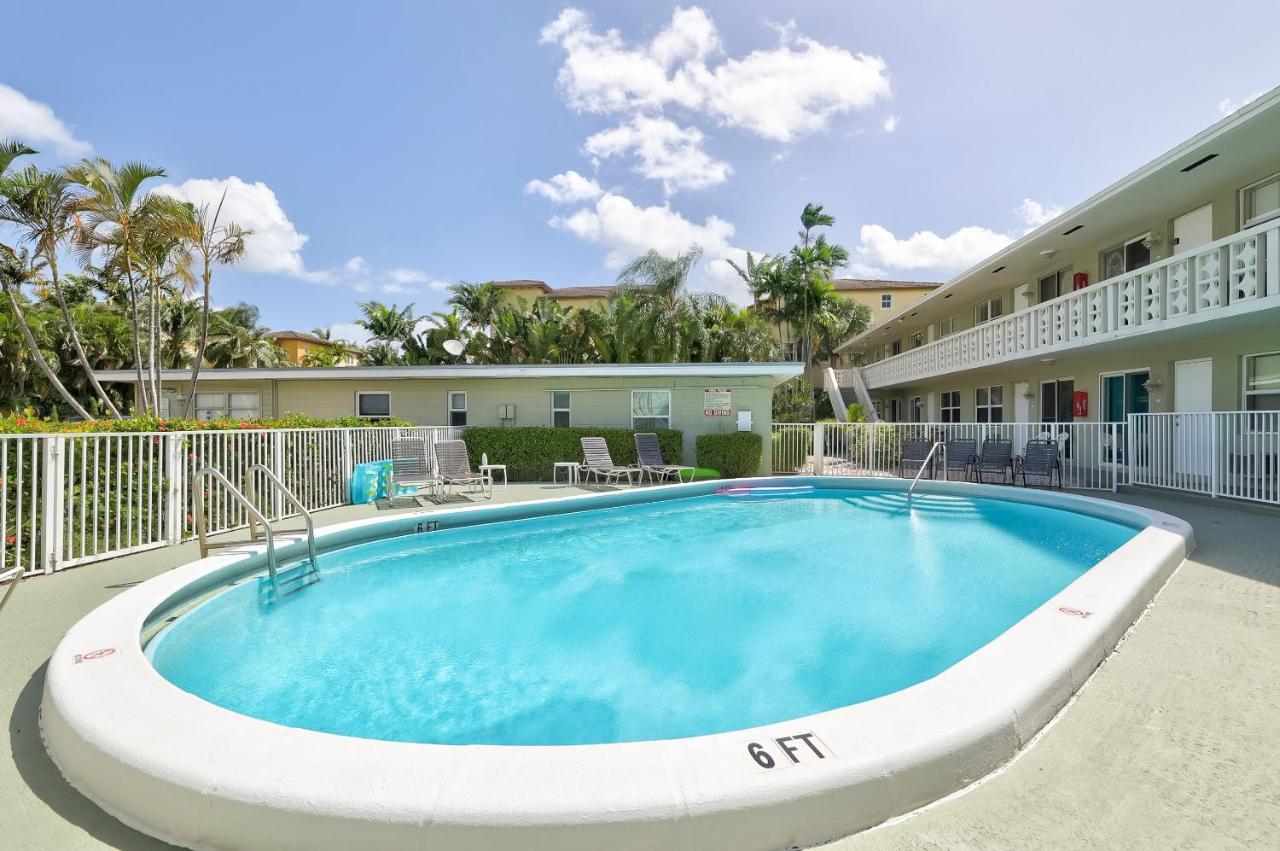 Beach Escape Pompano Beach Apartment Bagian luar foto