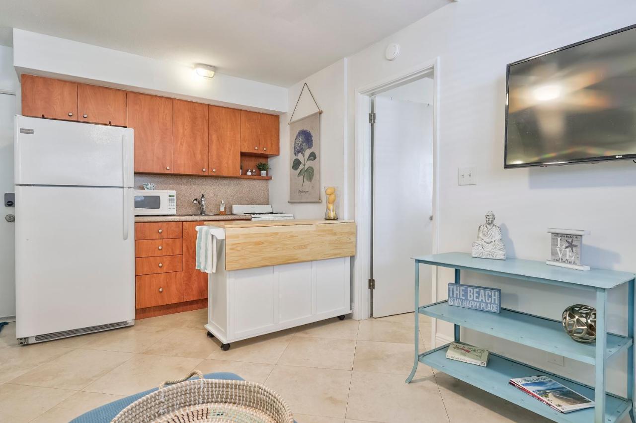 Beach Escape Pompano Beach Apartment Bagian luar foto